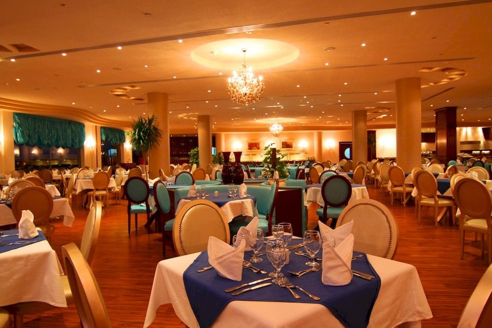 Amwaj Oyoun Resort & Spa image15