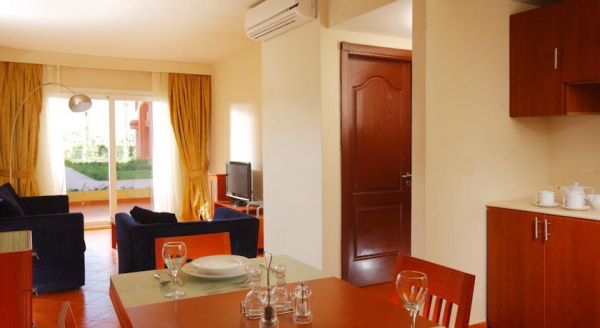 Porto Holidays Golf Deluxe Apartments image5