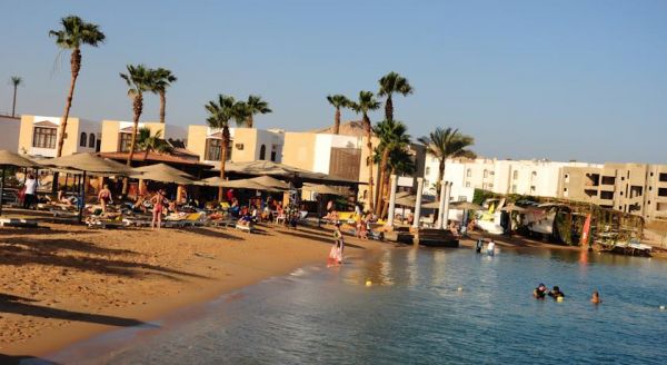 Al  Mashrabiya Beach Resort image12